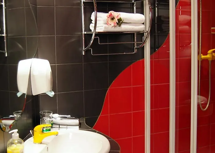 Nocleg ze śniadaniem My - Czarny Kot Warszawa